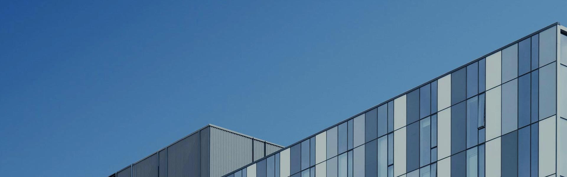 आमच्याबद्दल